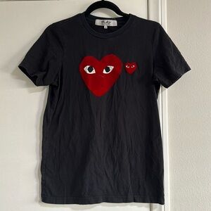 Play Commes des Garcons Velvet Heart Tee Shirt